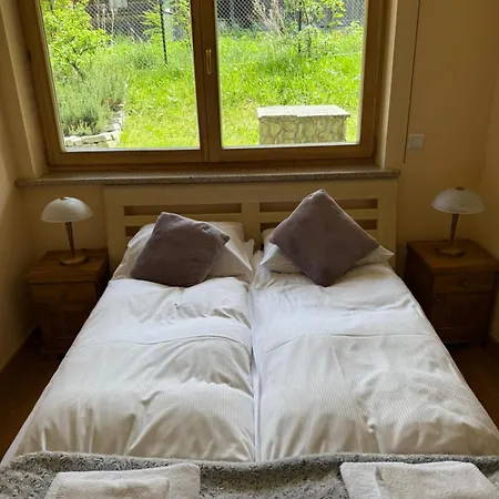 Cyrhla Przy Szlaku * Zakopane