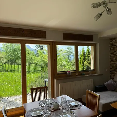 Cyrhla Przy Szlaku Apartman